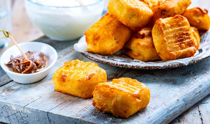 Stuzzichini per aperitivo e finger food - Sc. 50% Mini Mozzarella in Carrozza con Acciughe in Pastella