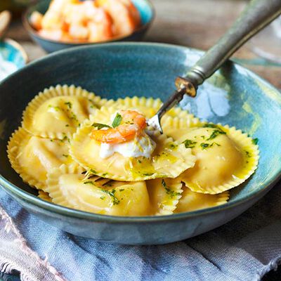 Primi e Sughi - Mezzelune Gamberi e Burrata