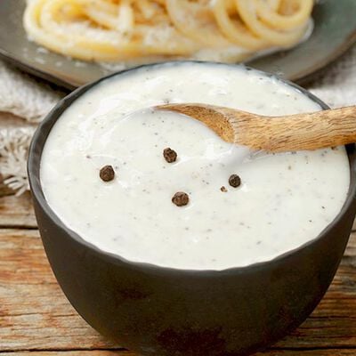Primi e Sughi - Salsa Cacio e Pepe