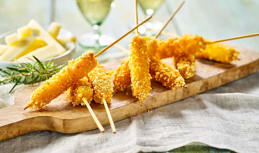 Stuzzichini per aperitivo e finger food - Mozzarella in Carrozza Stick