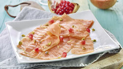 Specialit&agrave; di pesce su prenotazione - Salmone Affumicato