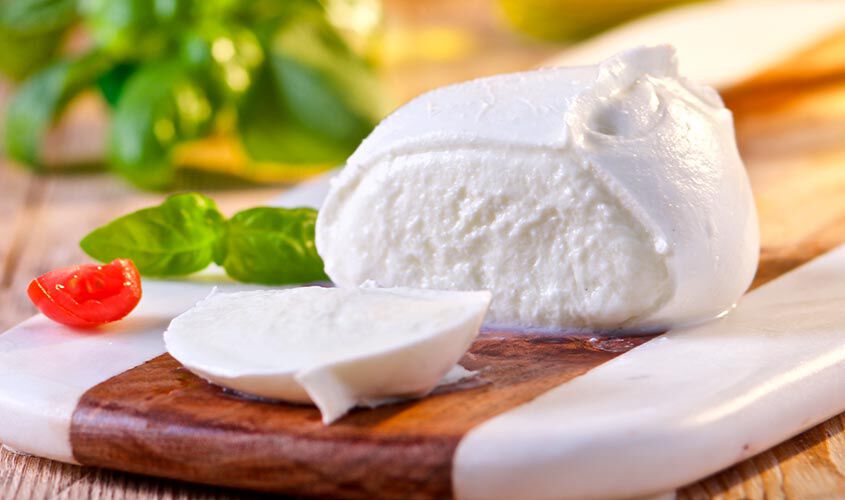 Formaggi - Mozzarella di Bufala Campana DOP