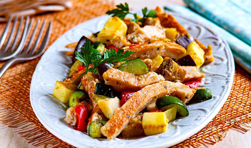 Specialità di carne - Striscioline di Pollo e Verdure alla Mediterranea