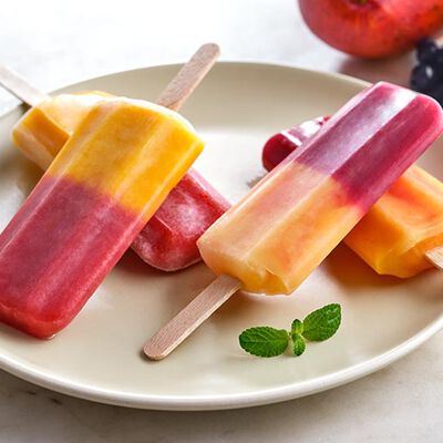 Erzi FUNLAB Gelato Lolly Al Lampone In Legno - Giocattolo Per Bambini, Cibo Finto Con Pezzetti Di Frutta A Cuore