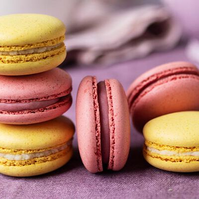 Pasticceria su prenotazione - Macarons Limone e Lampone