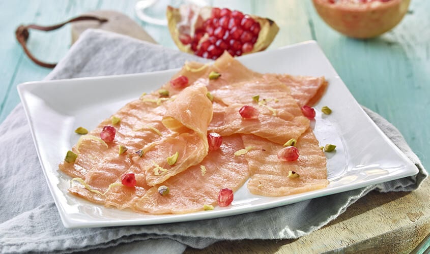 Specialit&agrave; di pesce su prenotazione - Salmone Affumicato