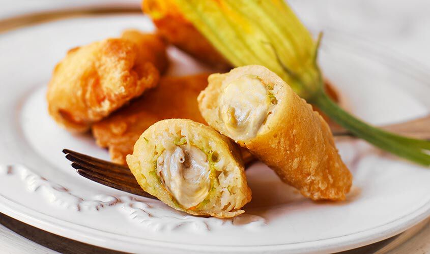 Stuzzichini per aperitivo e finger food - Fiori di Zucca alla Romana