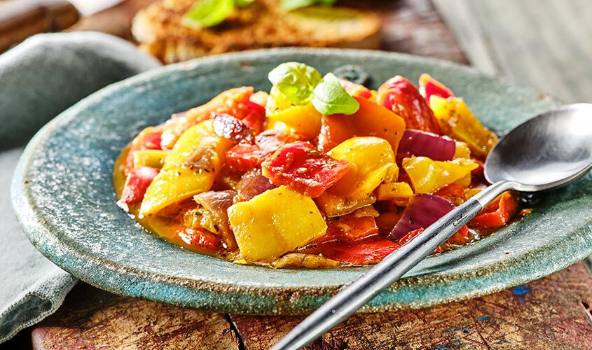 Verdure grigliate e specialit&agrave; - Peperonata