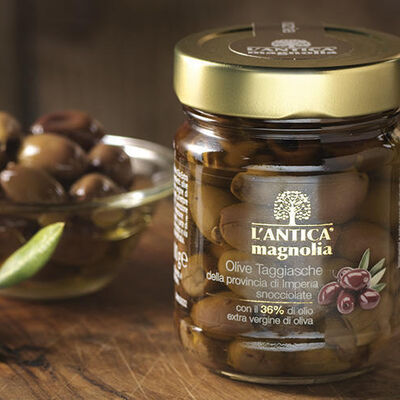 Sottolio - Olive Taggiasche della provincia di Imperia snocciolate con il 36% di Olio Extra Vergine di Oliva "L'Antica M