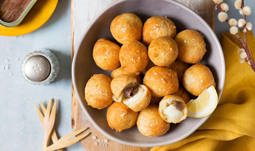 Frittelle salate ripiene di mozzarella e acciughe Bofrost