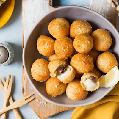 Frittelle salate ripiene di mozzarella e acciughe - Marzo 2023 Bofrost