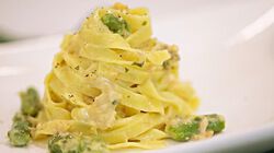 Tagliatelle Asparagi e Salmone Bofrost youtube