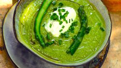 Crema di Asparagi con Quenelle di Robiola ed Erba Cipollina Bofrost